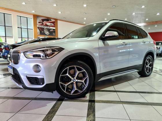 BMW X1 2.0 16V TURBO ACTIVEFLEX SDRIVE20I X-LINE 4P AUTOMÁTICO BMW X1 2.0 16V TURBO ACTIVEFLEX SDRIVE20I X-LINE 4P AUTOMÁTICO